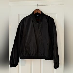 Old Navy Women's Black Lightweight Nylon Jacket- Size L